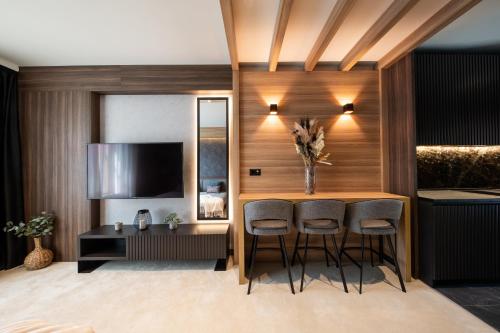 Aparthotel Woodside by Anaya Kopaonik luksuzni apartmani u centru na dan sa recepcijom