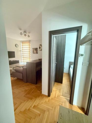 Apartman Filipović Kraljevi Čardaci Kopaonik Vikend naselje privatni smeštaj na dan spa bazen
