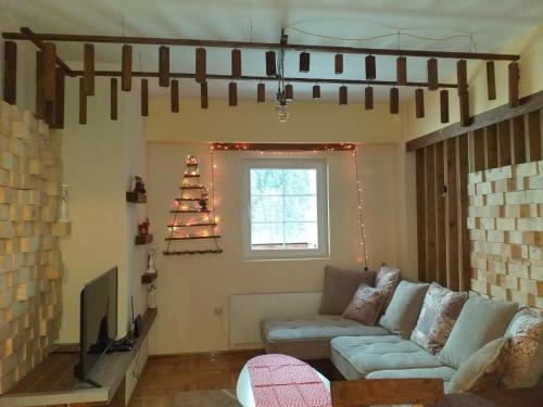 Suncani apartman 26 Brzece stan na dan smestaj kod gondole Kopaonik parking