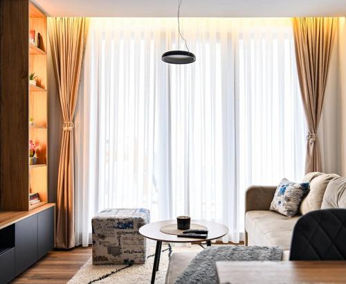 Zeleni vrh A03 Kopaonik Vikend naselje privatni apartmani na dan smeštaj sa parkingom